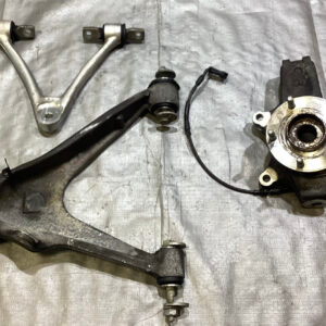 2005-2013 Chevrolet Corvette C6 Passenger Front Spindle Hub w/ Control Arms / 118K C6018