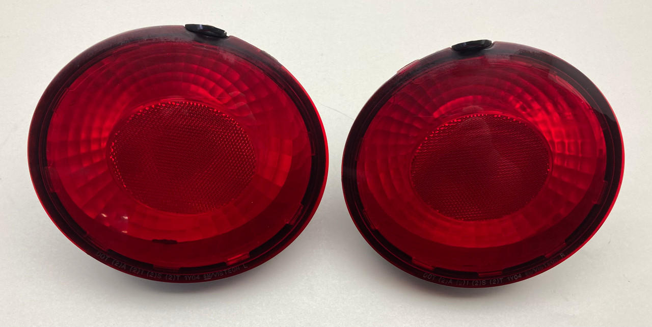 2005-2013 Chevrolet Corvette C6 Passenger Side Tail Lights / Pair / C6018
