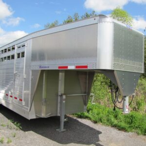 2023 EBY Maverick 20′ Aluminum Gooseneck Livestock Trailer