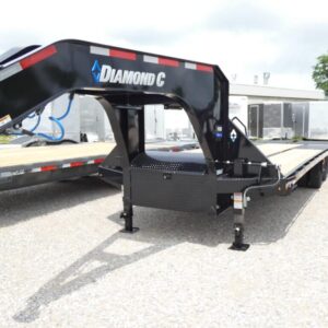 2025 Diamond C FMAX210 102″x 28′ Equipment Trailer With MAX Ramps Stock# 300829 Gooseneck Trailers – Spencer Trailers