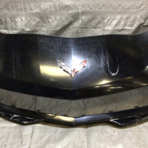 *DAMAGE* 2014-2019 Chevrolet C7 Corvette Stingray Front Bumper Cover / C7003
